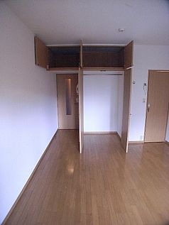 収納　※別号室の写真です。