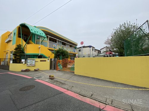 幼稚園・保育園　まどか保育園（幼稚園・保育園）まで993m