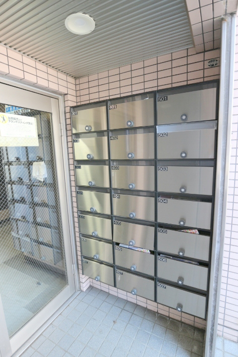 エントランス　メールボックス☆