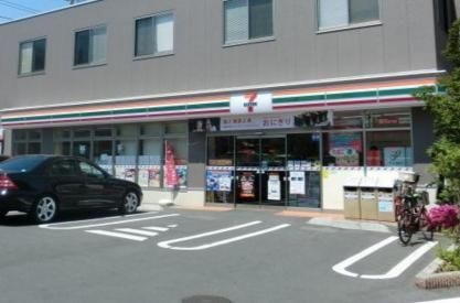 コンビニ　セブンイレブン板橋成増店（コンビニ）まで210m