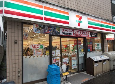 コンビニ　セブン-イレブン　上十条店（コンビニ）まで218m