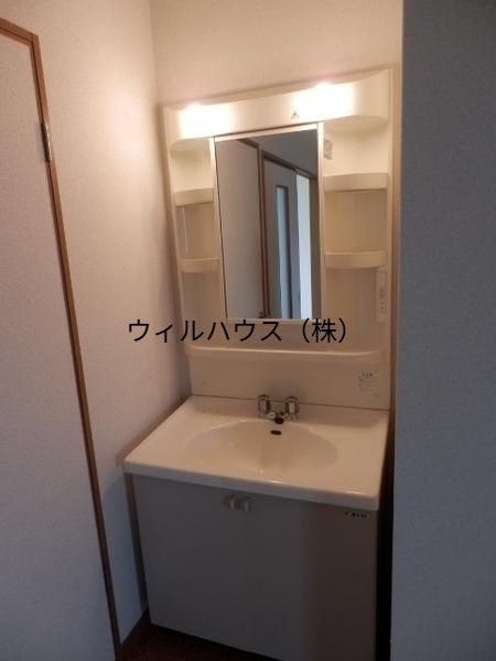 洗面設備　独立洗面台！