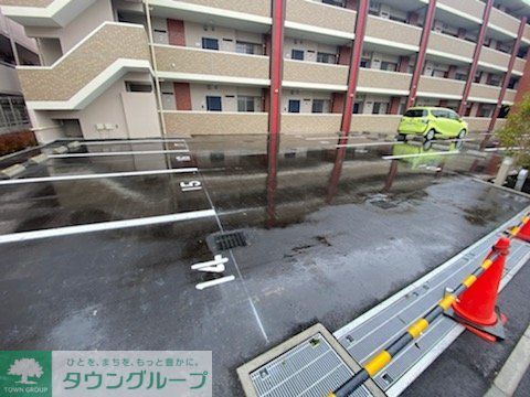 駐車場　★タウンハウジング鷺沼店まで→ＴＥＬ0448706656★