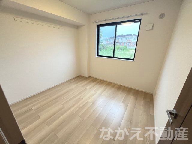 その他部屋・スペース　落ち着いて過ごせるお部屋なので、寝室にいかがでしょうか