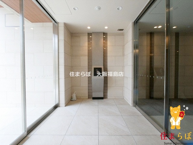 エントランス　共用部の印象も大切に