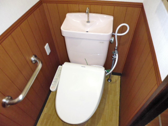 トイレ　きれいなお手洗いにトイレの神様も満足です