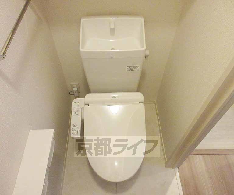 トイレ　清潔感のあるトイレです・