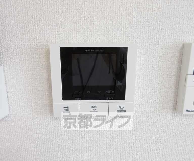 セキュリティ　カメラ付きインターホンです・