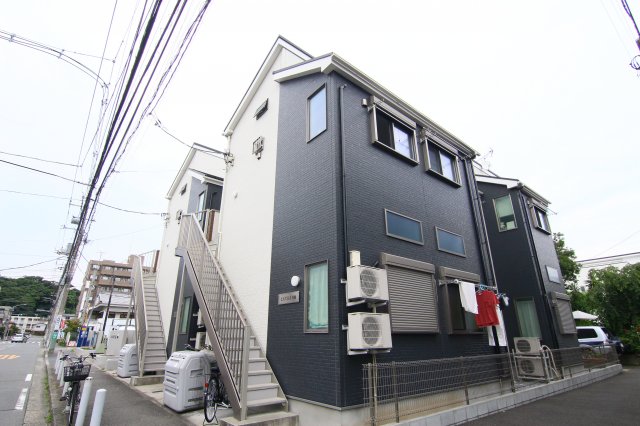 建物外観　インターネット無料の物件です♪