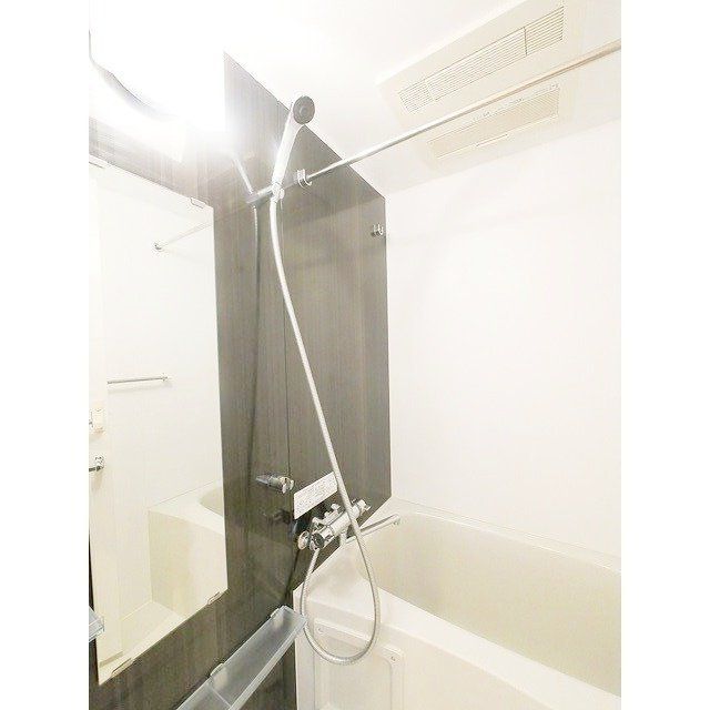 バス・シャワールーム　同タイプ別部屋のお写真です