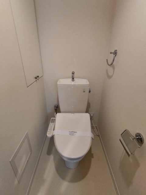 トイレ　別部屋参考写真