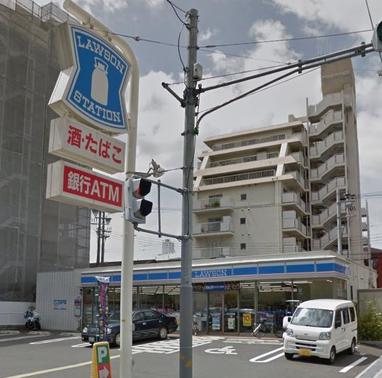 コンビニ　ローソン 大開三丁目店（コンビニ）まで688m