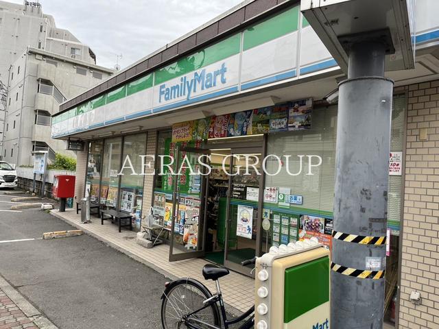 コンビニ　ファミリーマート 練馬高野台店（コンビニ）まで111m