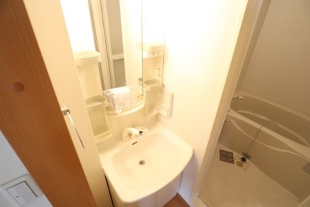 洗面設備　別部屋参考写真