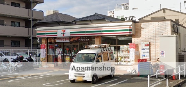 コンビニ　セブンイレブン（コンビニ）まで154m