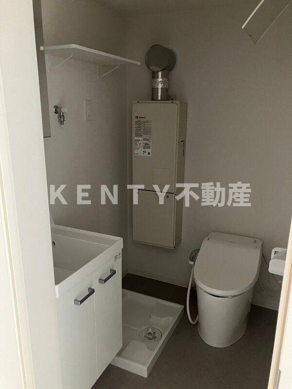 洗面設備　コンパクトで使いやすい洗面所