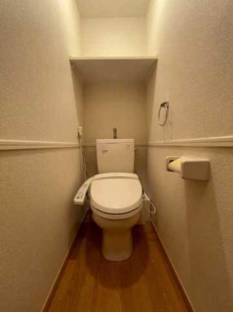 トイレ　別部屋参考写真