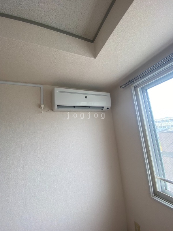 その他設備　エアコン設置済で夏も快適です★