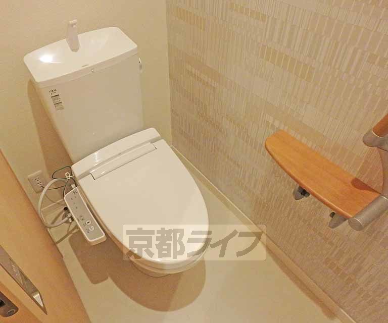 トイレ　もちろんウォシュレット～！