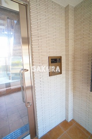 セキュリティ　女性の方でも安心のモニター付きオートロック♪