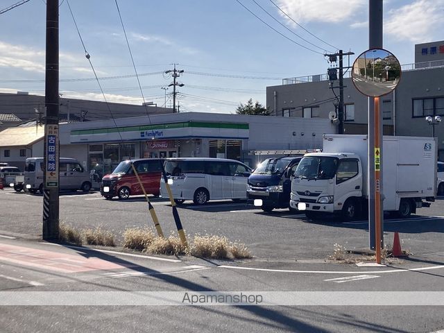 コンビニ　ファミリーマート岐阜各務野高校前店（コンビニ）まで345m