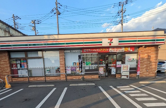 コンビニ　セブンイレブン 与野鈴谷3丁目店（コンビニ）まで494m