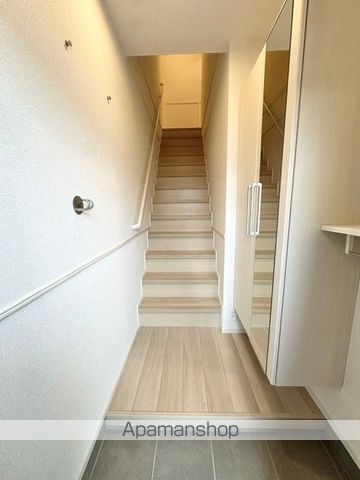 クラール倉治Cの居間写真