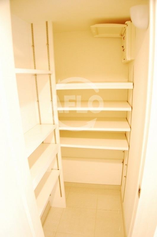 収納　ベルファース大阪新町