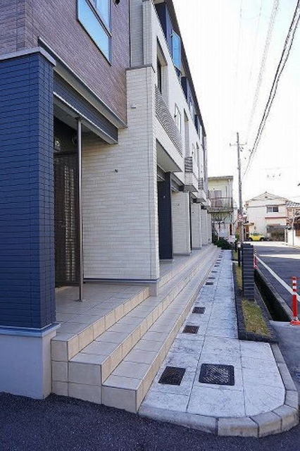 山陽新幹線 西明石駅 徒歩14分 3階建 築14年の外観写真