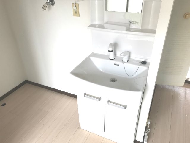 洗面設備　シャンプードレッサー