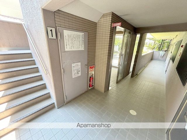 ロビー　ロビー