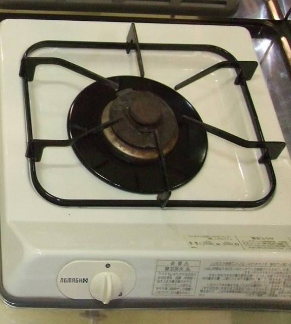 キッチン　コンロ設置済み