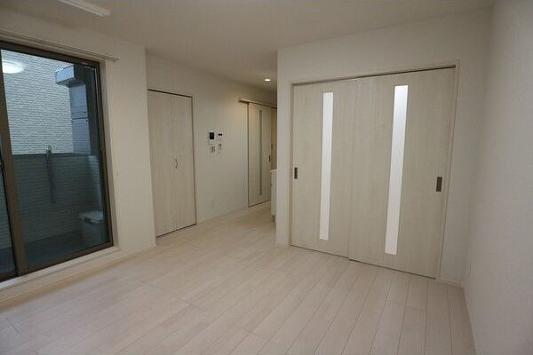 REGALEST AURUMの居間写真