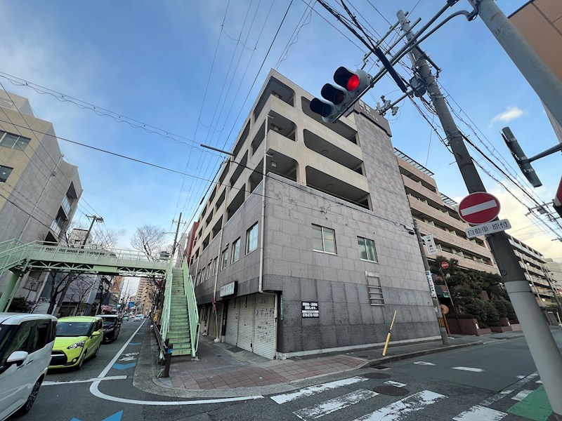 西宮センタービルの外観写真