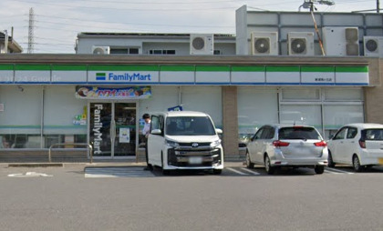 コンビニ　ファミリーマート 東浦南ヶ丘店（コンビニ）まで227m