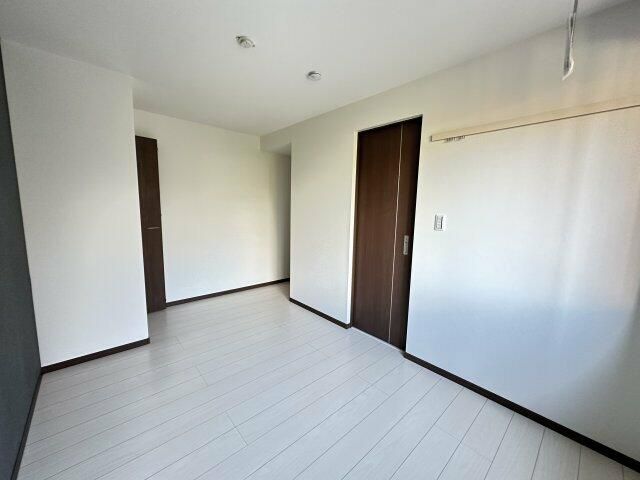 ベイルーム大和南の居間写真