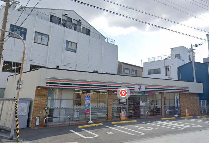 コンビニ　セブンイレブン大阪九条南3丁目店（コンビニ）まで218m