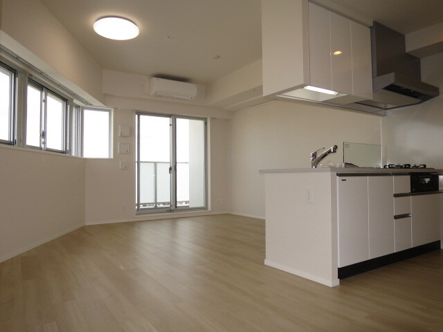 居室・リビング　広く使いやすい11.4帖のお部屋です♪