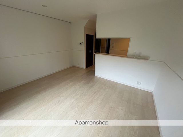 GreenCourt社が丘F棟の居間写真