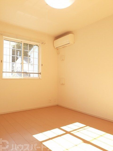 ヴィラ小塚山の内装写真