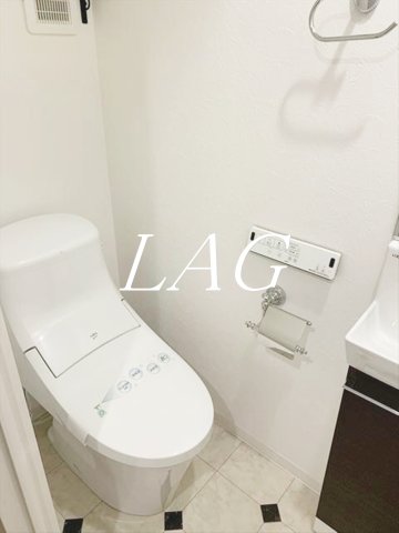 トイレ　トイレです。