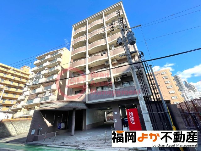 建物外観　外観は落ち着いています
