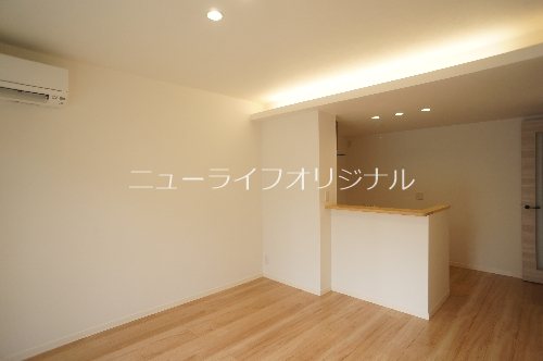 その他　家族や友人と会話が弾む対面式キッチン☆