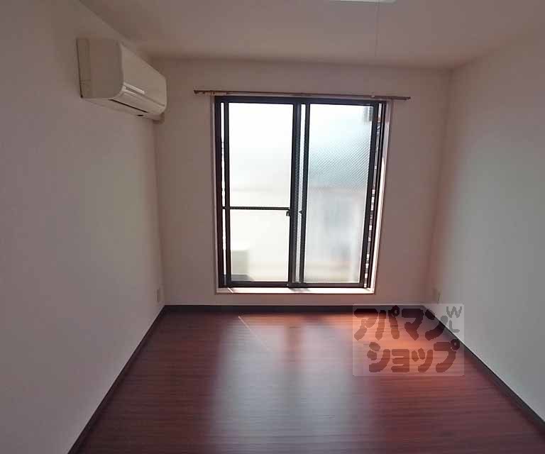 マンション栄光の居間写真