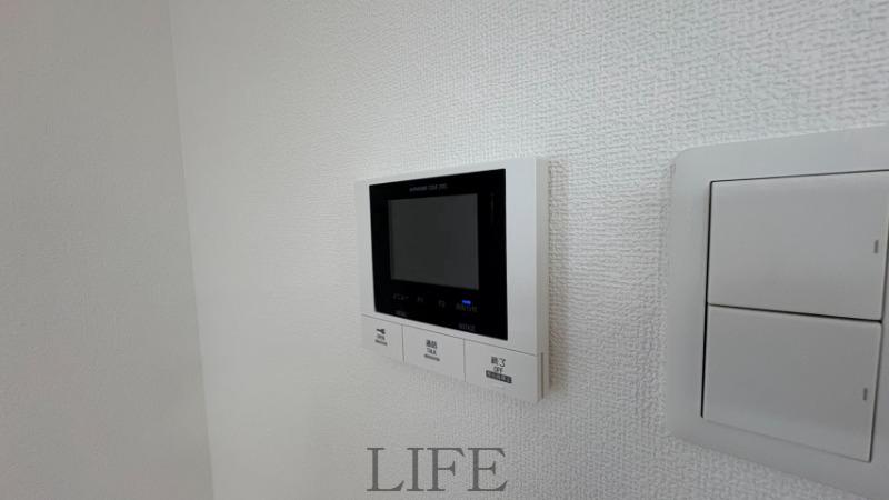 セキュリティ　モニター付きインターホン