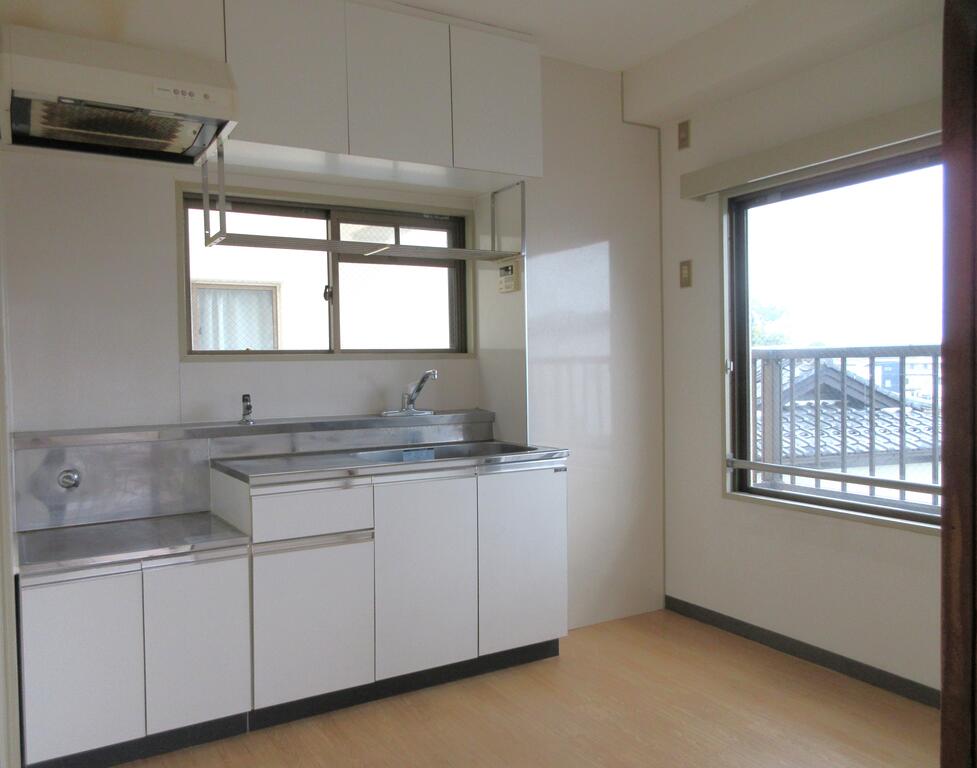 御蔵山マンションのキッチン写真