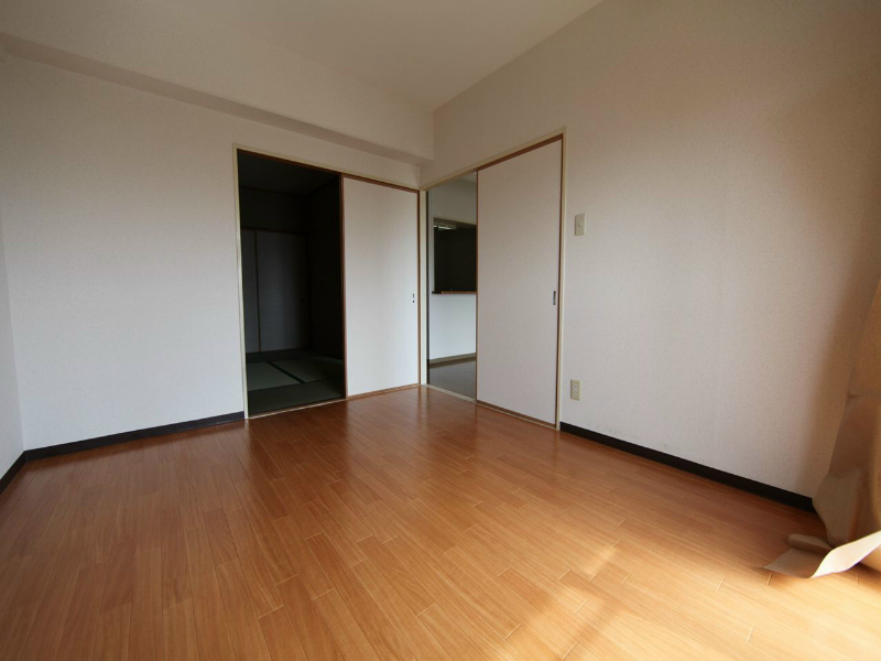 その他部屋・スペース　洋室6帖　南面バルコニー