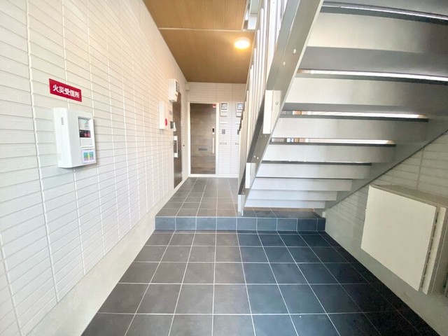 Celeste B棟の外観写真