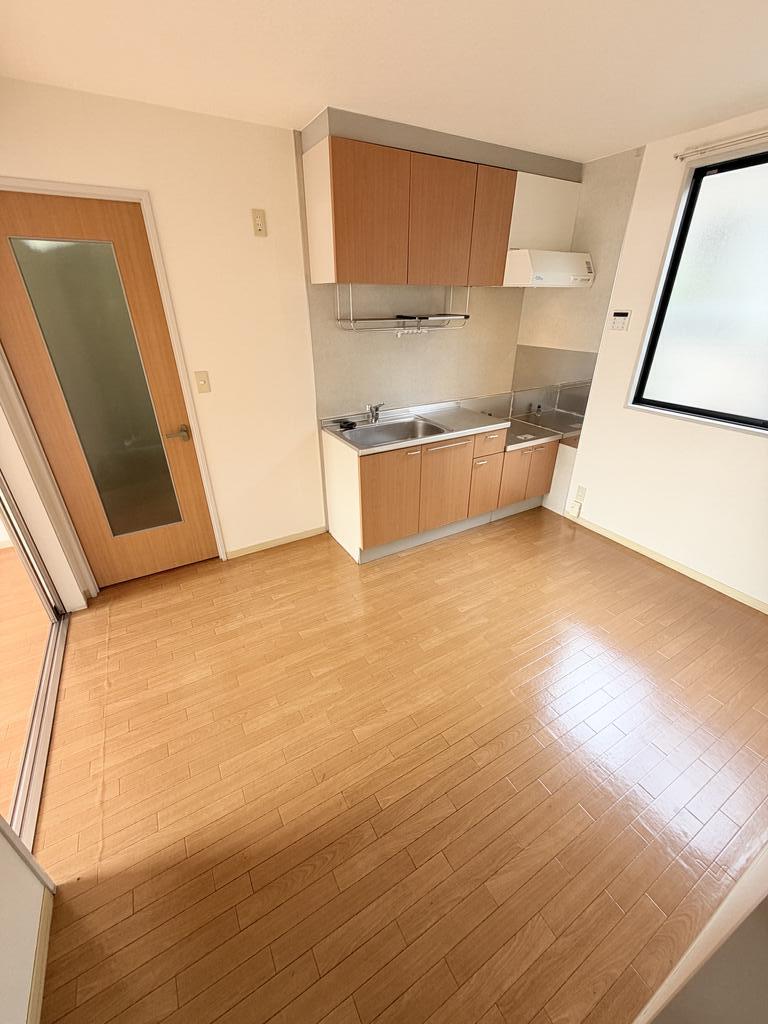 ＪＲ山陽本線 東福山駅 徒歩22分 2階建 築28年の居間写真