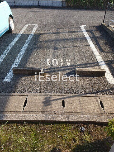 駐車場　敷地内駐車場です